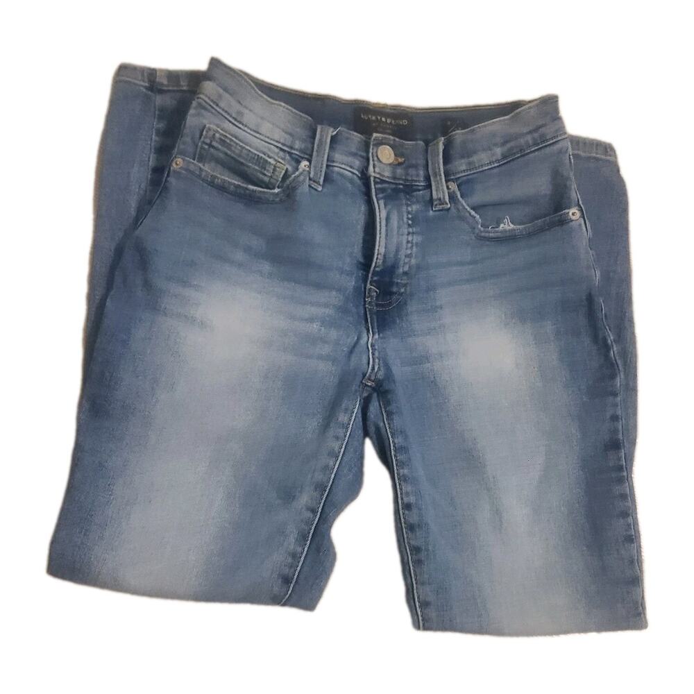 Lucky Brand Women’s Size 4 Ankle Jeans Light Wash Mid Rise Stretch Denim